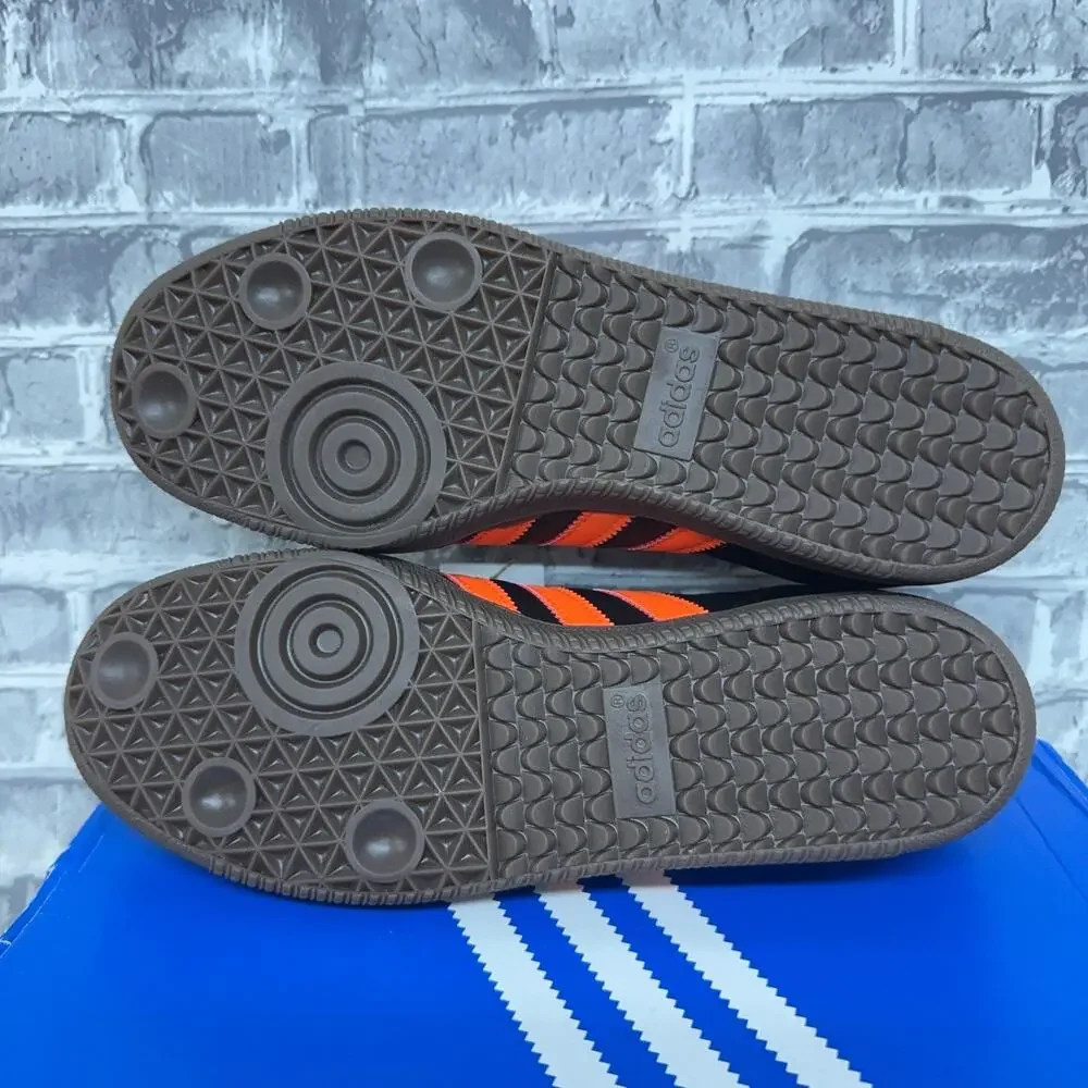 adidas Originals Samba OG Core Black Impact Orange Gum JR0910 Mens Size 8 New